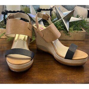 Black tan neutral wedges by pink key size 8.5 gold buckle